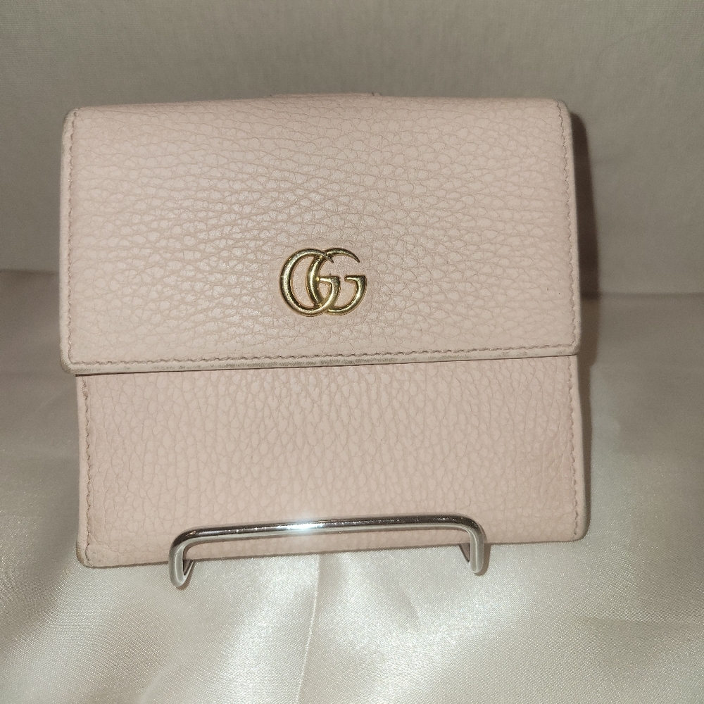 GUCCI interlocking GG bi-fold wallet pink